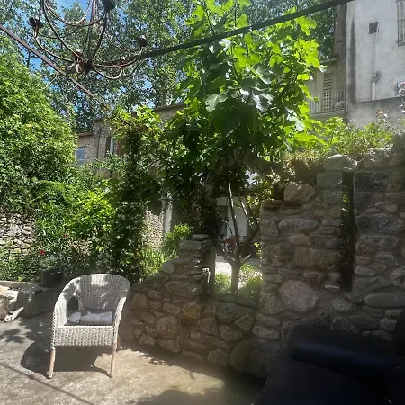 Sculptors Retreat Apartment